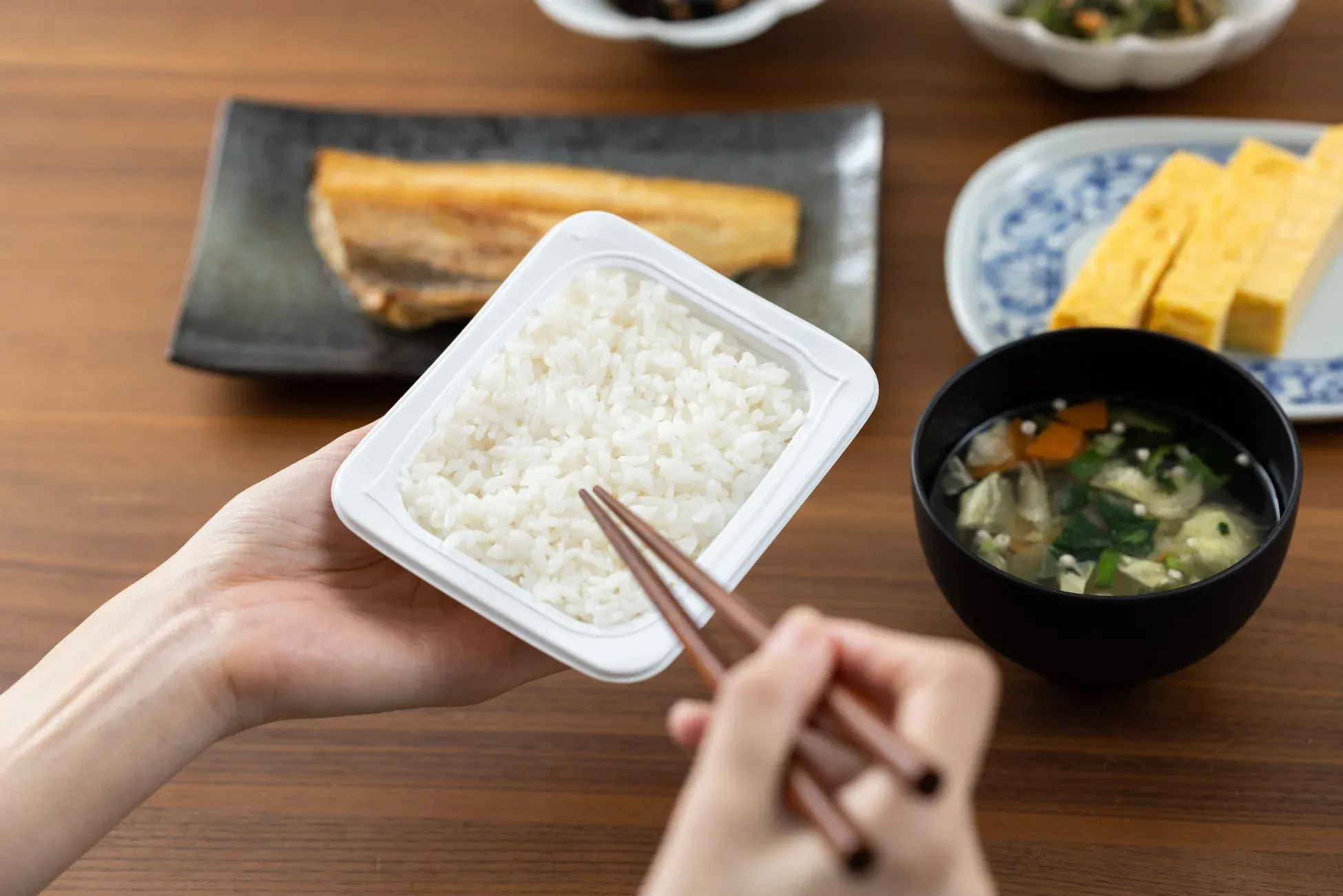 パックごはんを活用した食事