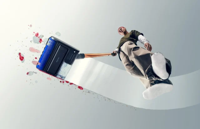 ダイソン史上最もスリムで軽量！いつでも清潔な水拭きができる「Dyson PencilWash™」で、お掃除をもっと手軽に