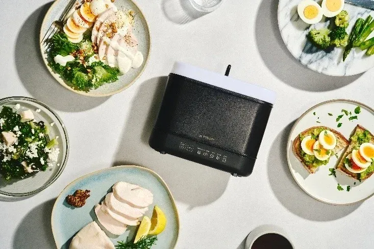 ヘルシーな食事と小型調理器具