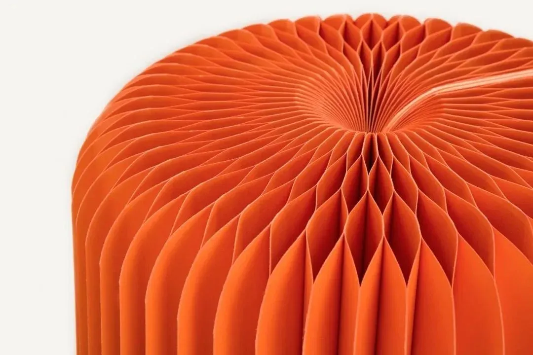 ハニカム構造のオブジェ