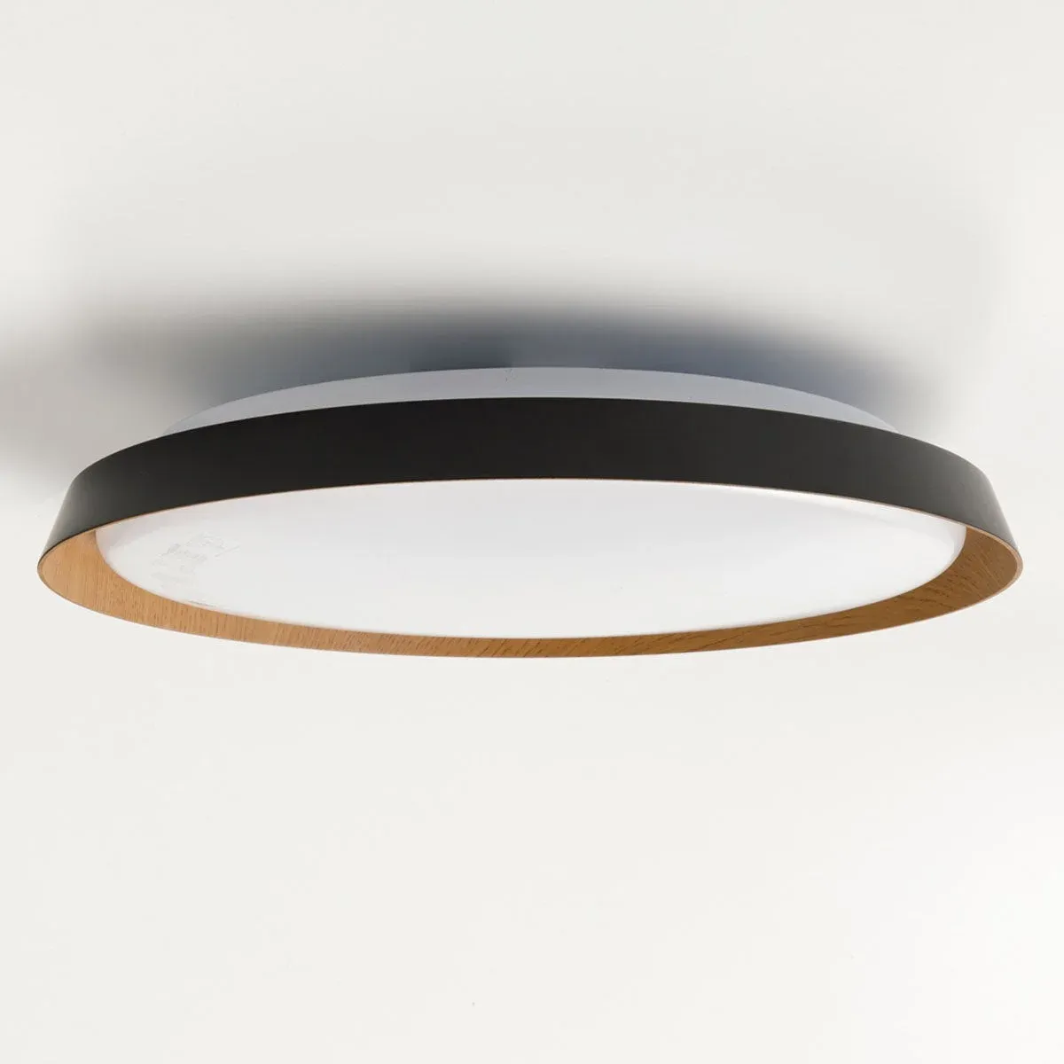 木目調シェードのデザイン