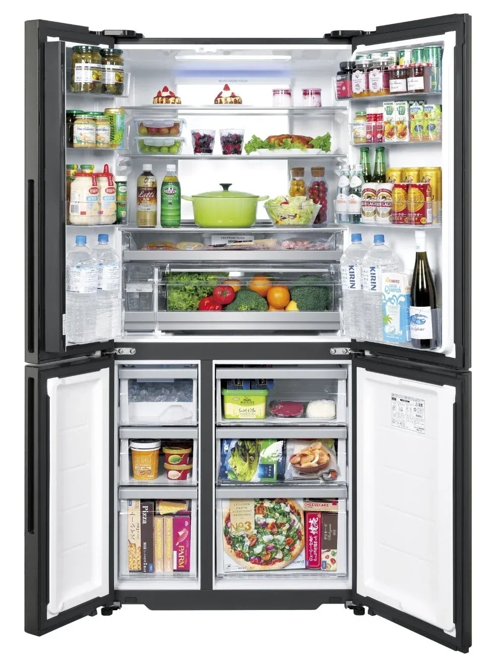 開いた冷蔵庫の中身