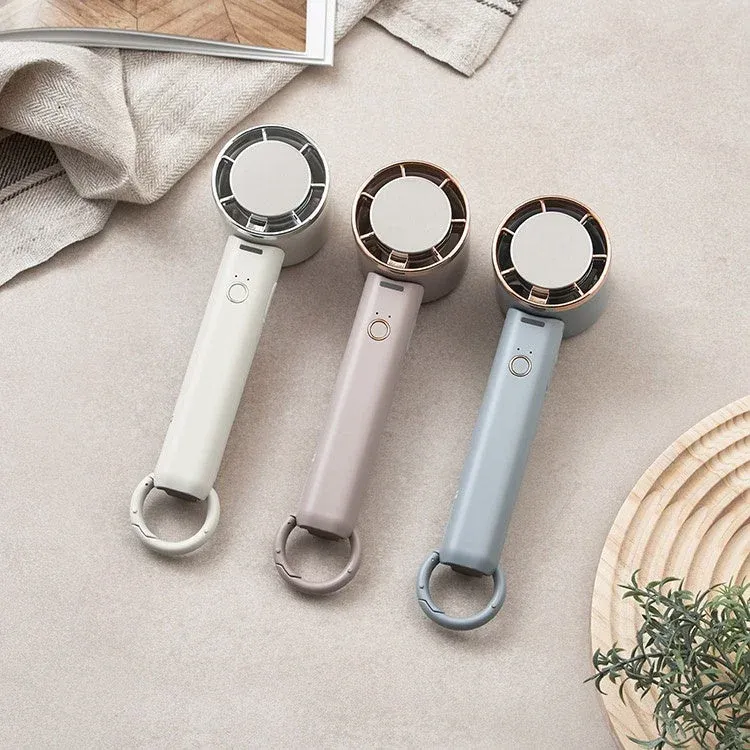 約30万台のメガヒットアイテムがさらに進化！冷却プレートと角度調節で夏の快適さがアップ「ペルチェ冷却機能ハンディファン カラビナ付」新登場