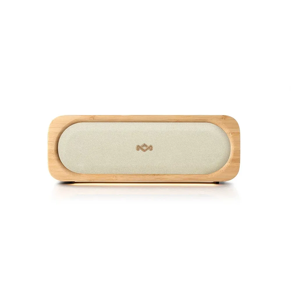 木目調とクリーム色のグリルが特徴のGet Together Go