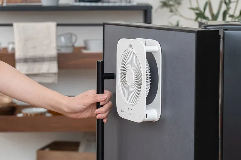 薄型デザイン、冷蔵庫設置例