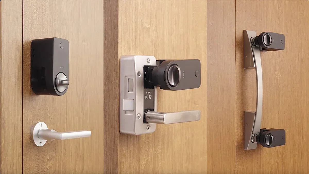 日本のドアに設置されたスマートロックの画像
