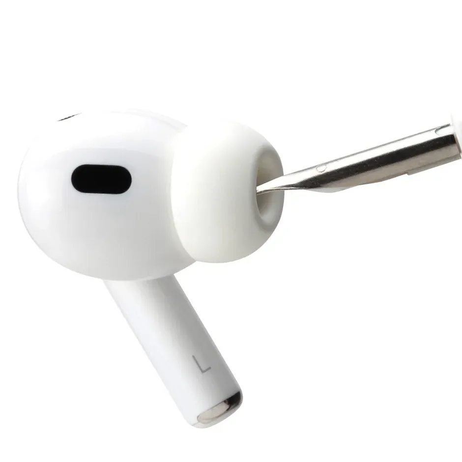 イヤホンをクリーニング